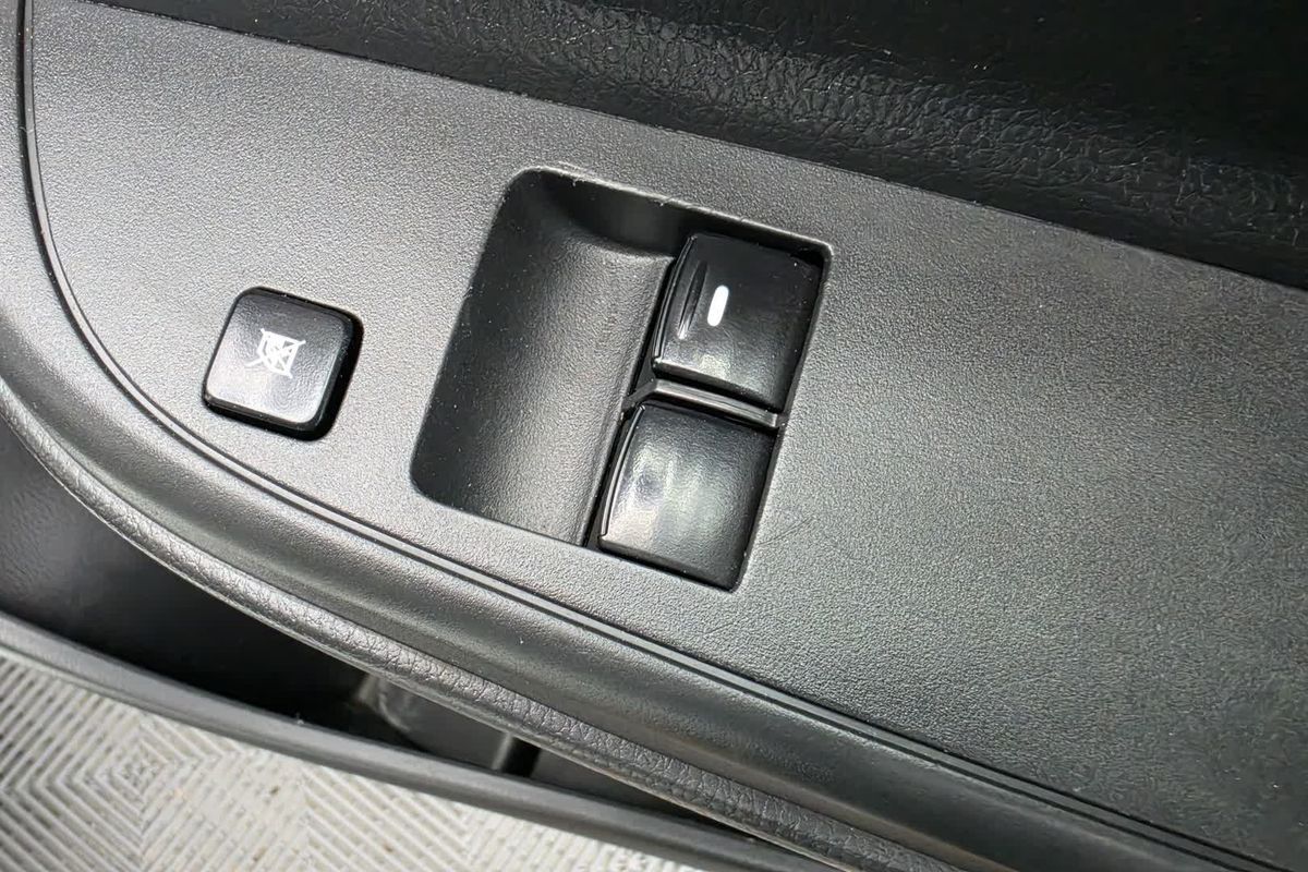 2022 Mitsubishi Triton GLX MR 4X4