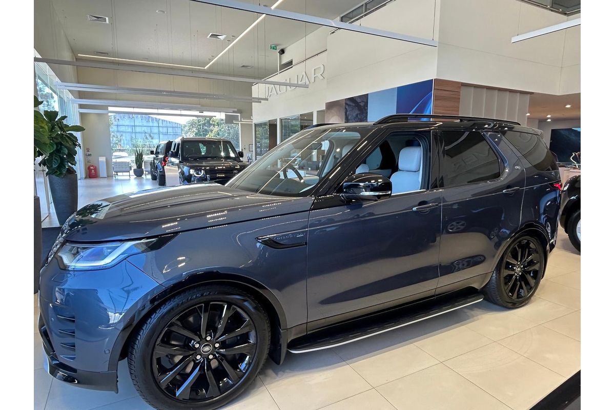 2025 Land Rover Discovery D350 Gemini Series 5