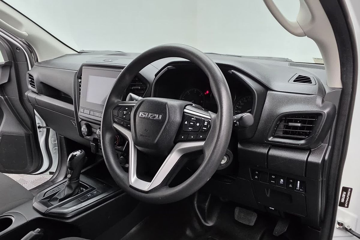 2023 Isuzu D-MAX SX 4X4
