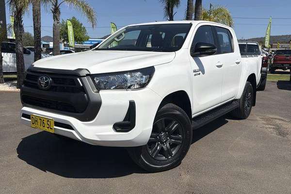 2023 Toyota Hilux SR GUN126R 4X4