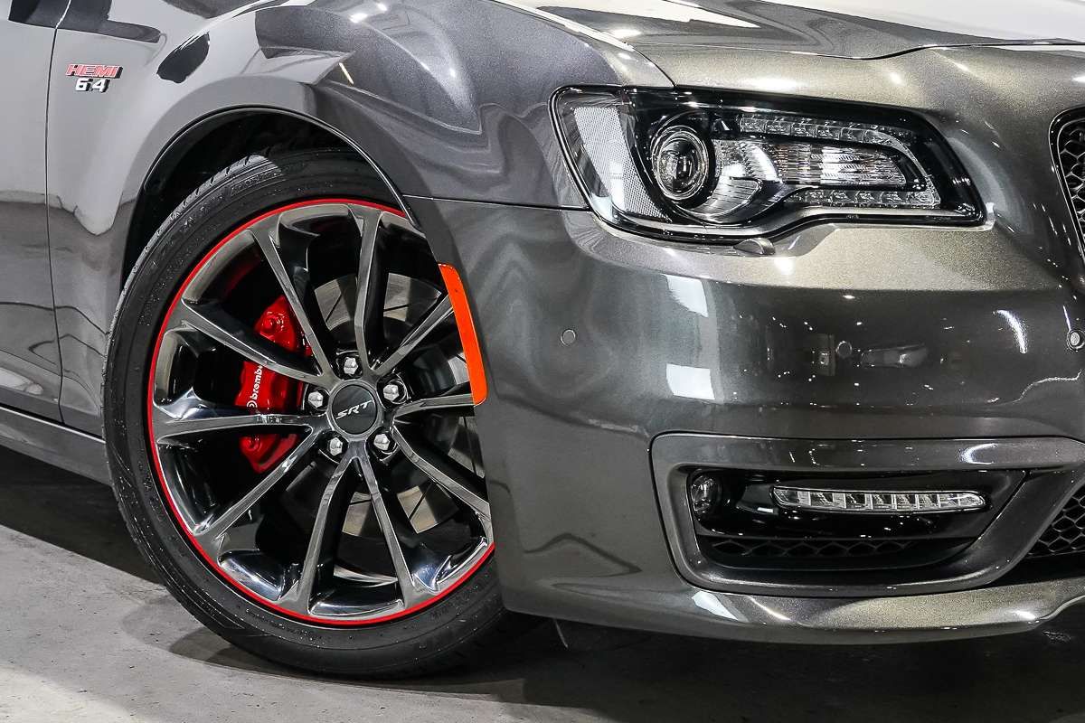 2019 Chrysler 300 SRT LX