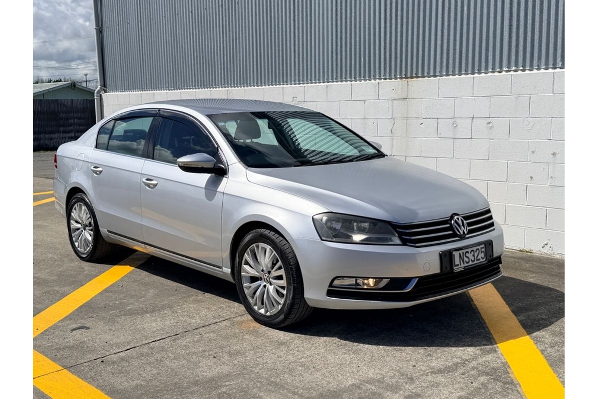 2011 Volkswagen Passat SEDAN TSI 118KW TL