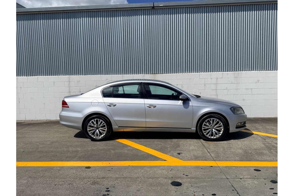 2011 Volkswagen Passat SEDAN TSI 118KW TL