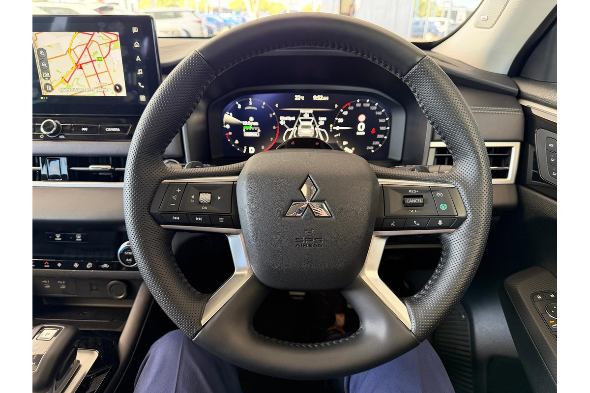 2026 Mitsubishi Outlander Exceed ZM