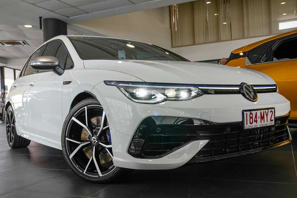 2024 Volkswagen Golf R 8