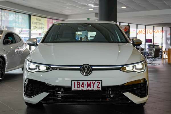 2024 Volkswagen Golf R 8 thumb-2