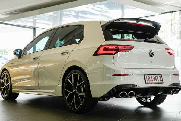 2024 Volkswagen Golf R 8 thumb-5