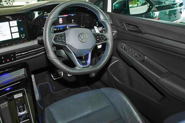 2024 Volkswagen Golf R 8 thumb-18