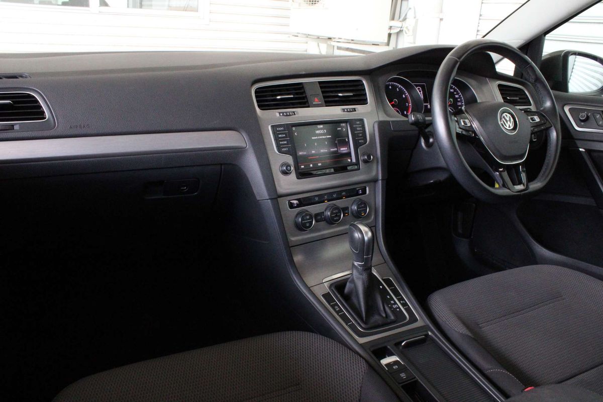 2016 Volkswagen Golf 92TSI Comfortline 7