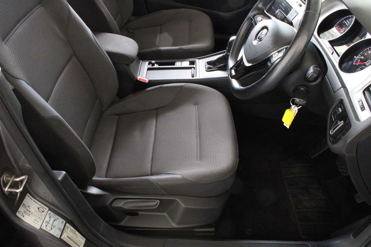 2016 Volkswagen Golf 92TSI Comfortline 7