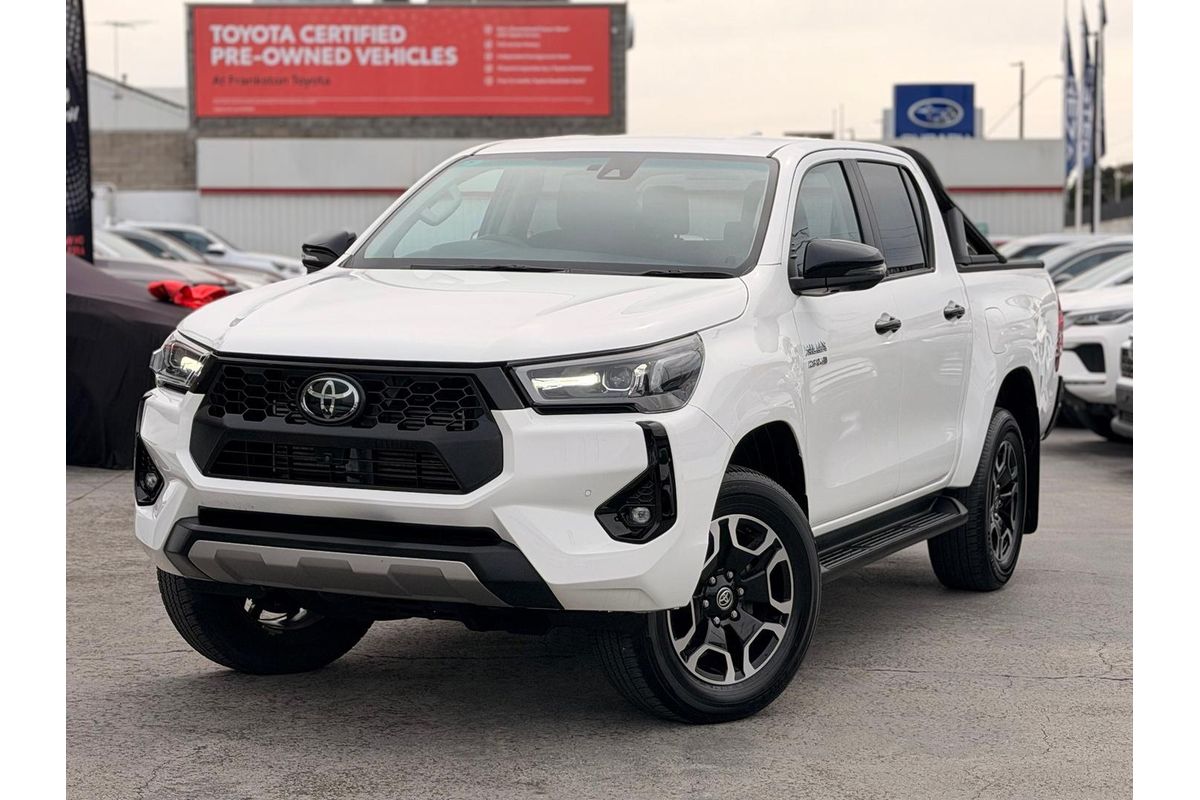2024 Toyota Hilux SR5 48V GUN126R 4X4