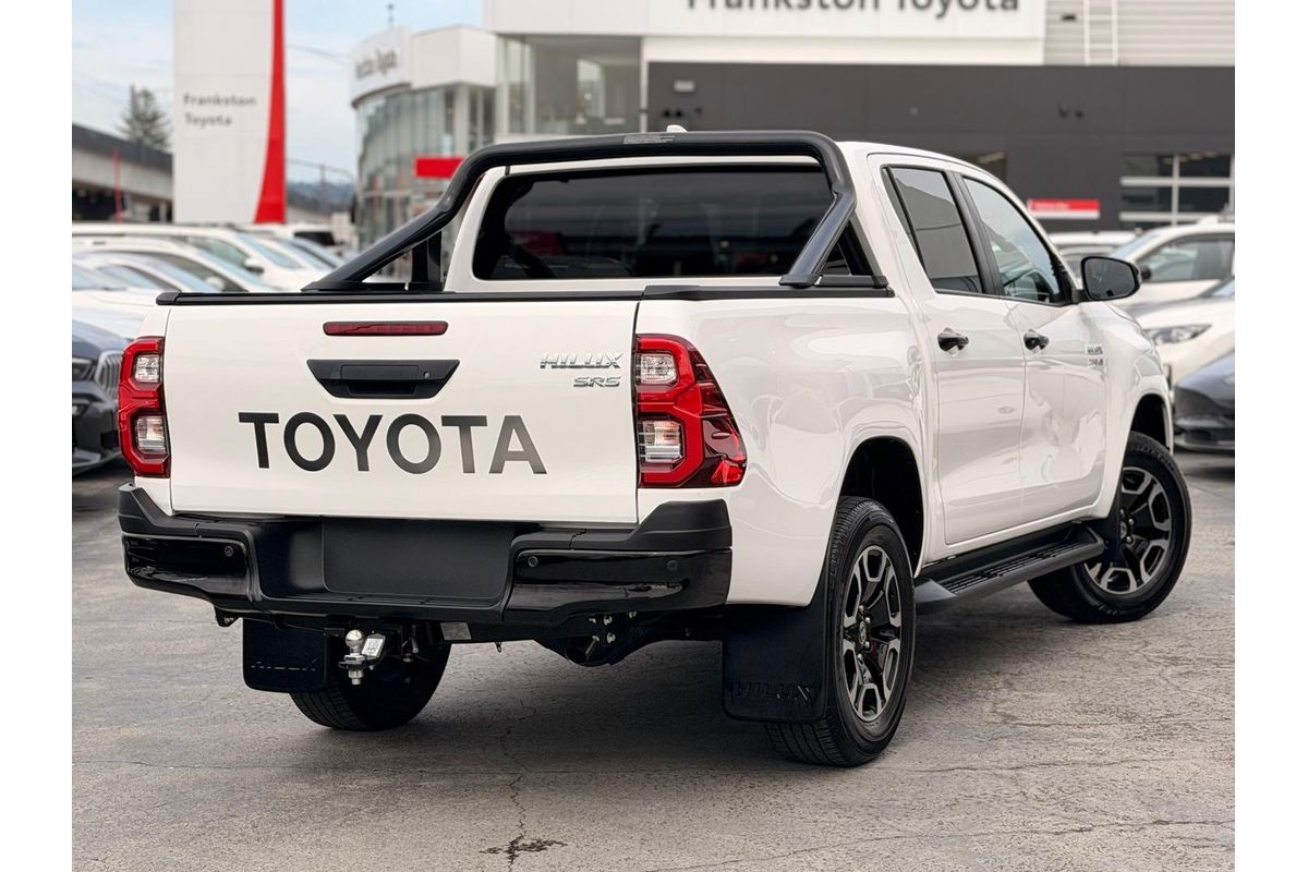 2024 Toyota Hilux SR5 48V GUN126R 4X4