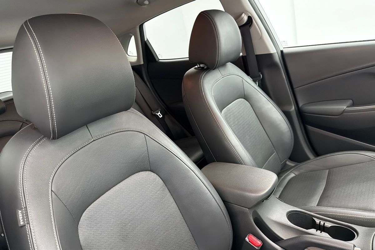 2020 Hyundai Kona Elite OS.3