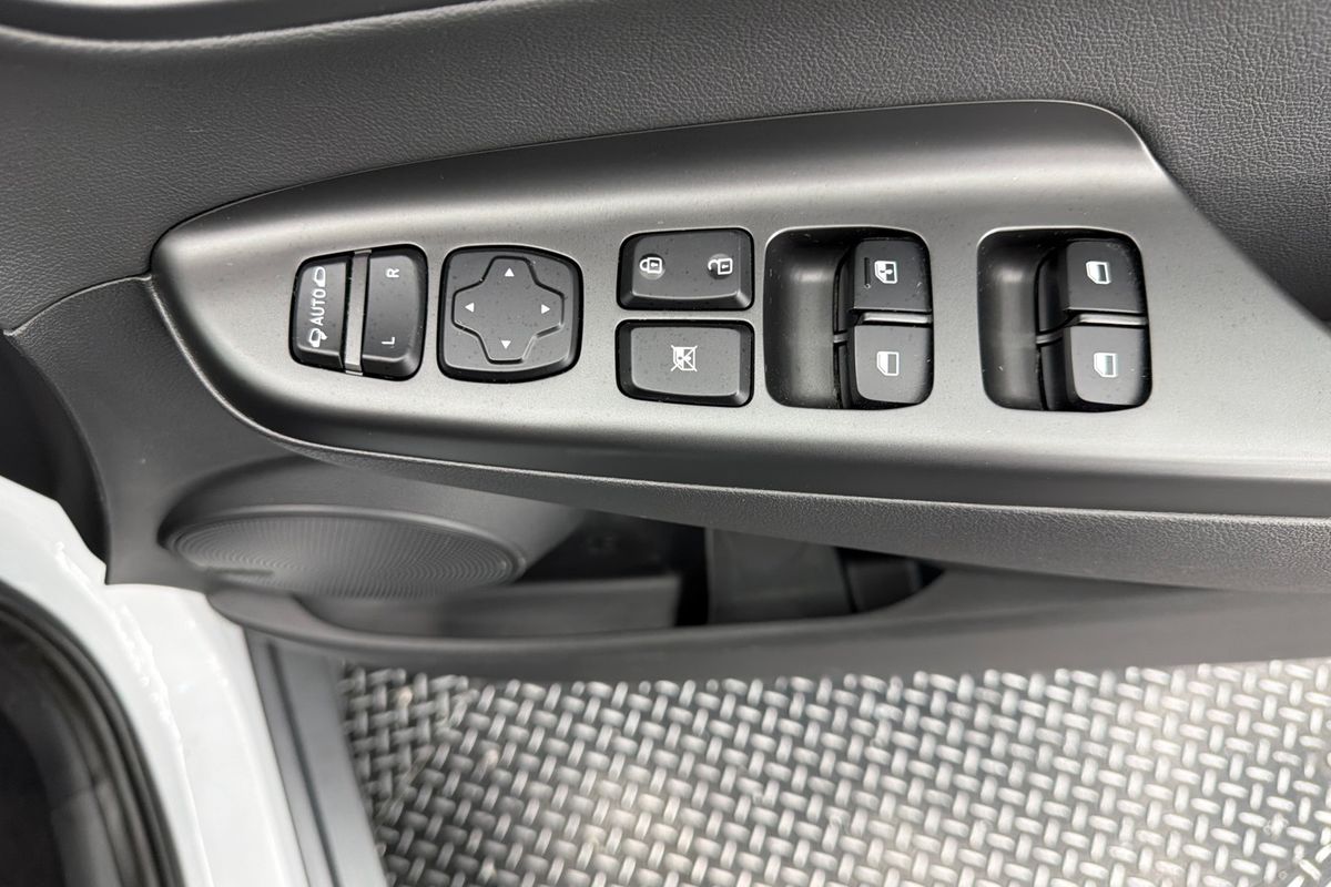 2020 Hyundai Kona Elite OS.3