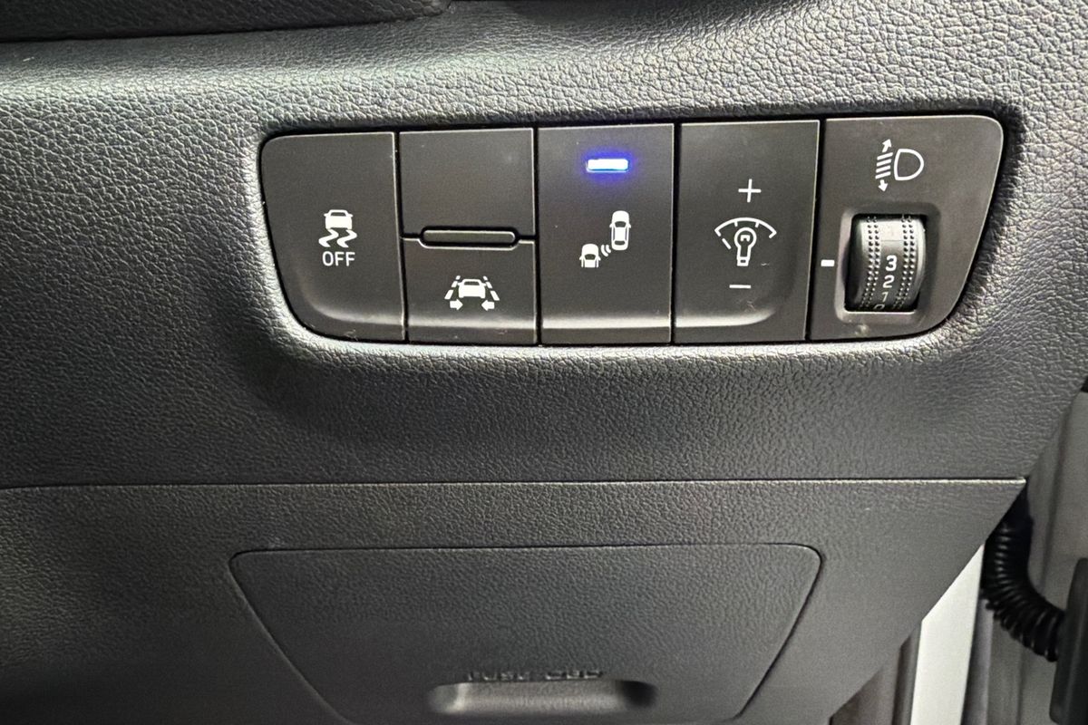 2020 Hyundai Kona Elite OS.3