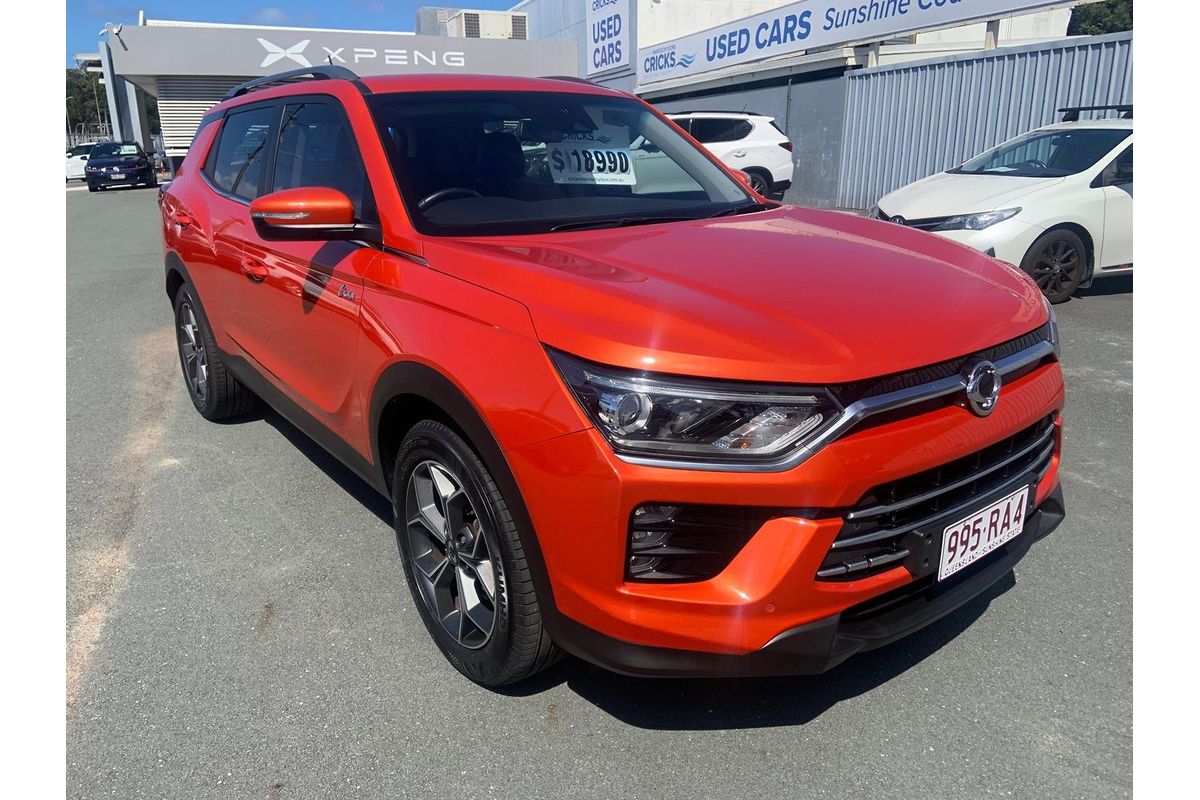 2021 KGM Korando ELX C300