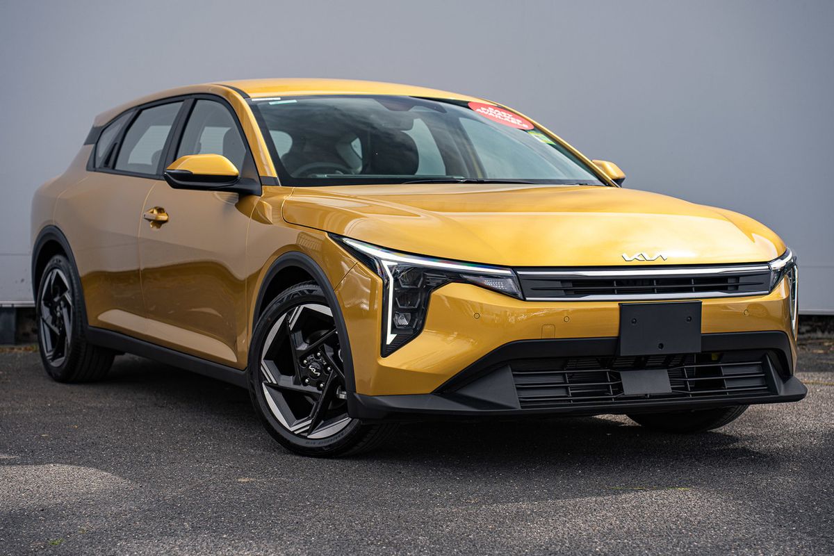 2025 Kia K4 Sport+ CL4m