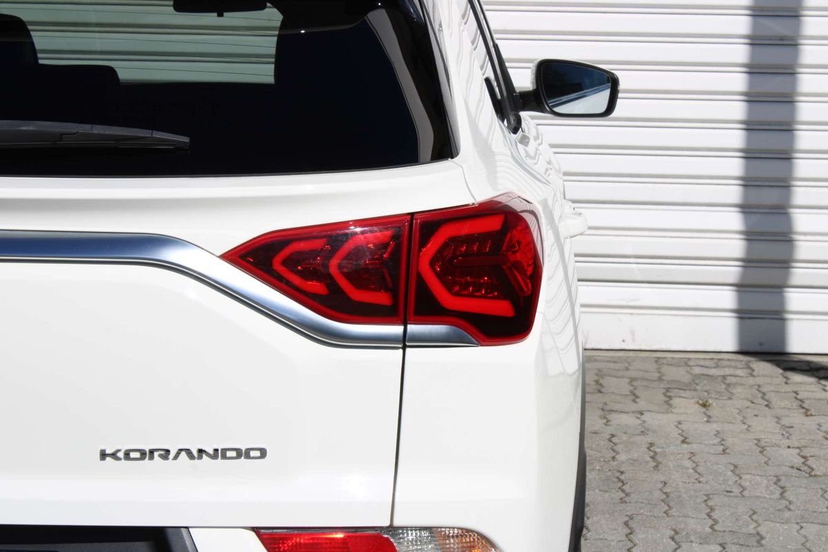 2022 KGM Korando Ultimate C300