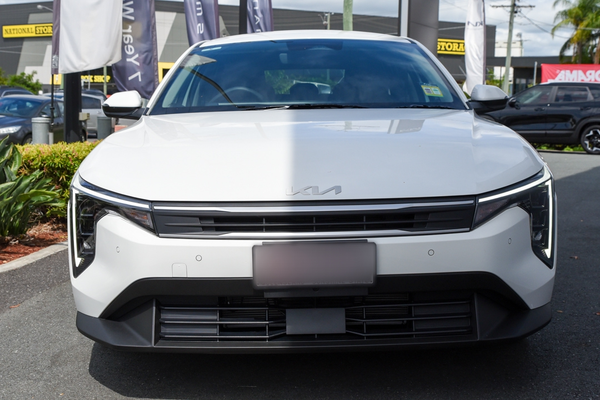 2026 Kia K4 S CL4m thumb-3