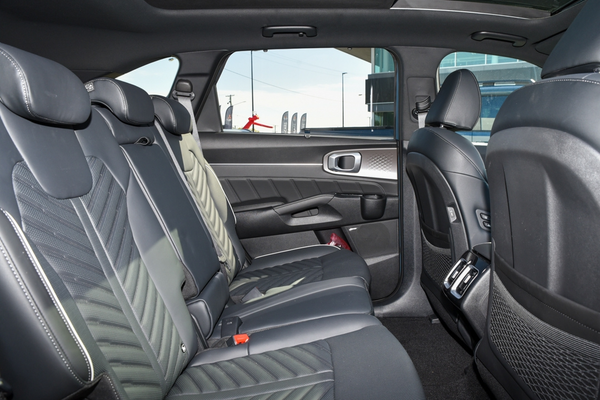 2026 Kia Sorento HEV GT-Line MQ4 PE thumb-8