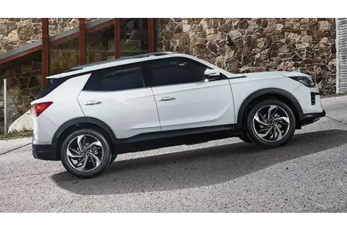 2022 KGM Korando Ultimate C300
