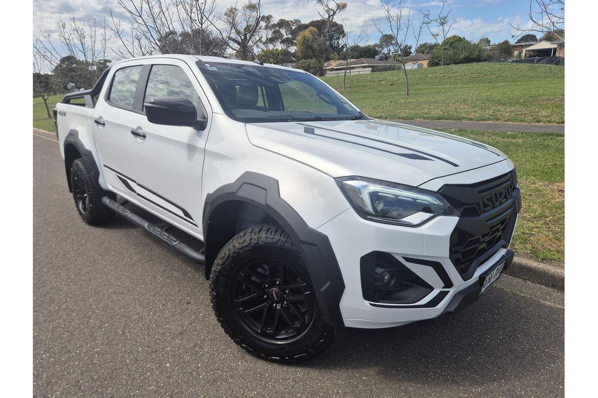 2024 Isuzu D-MAX BLADE 4X4
