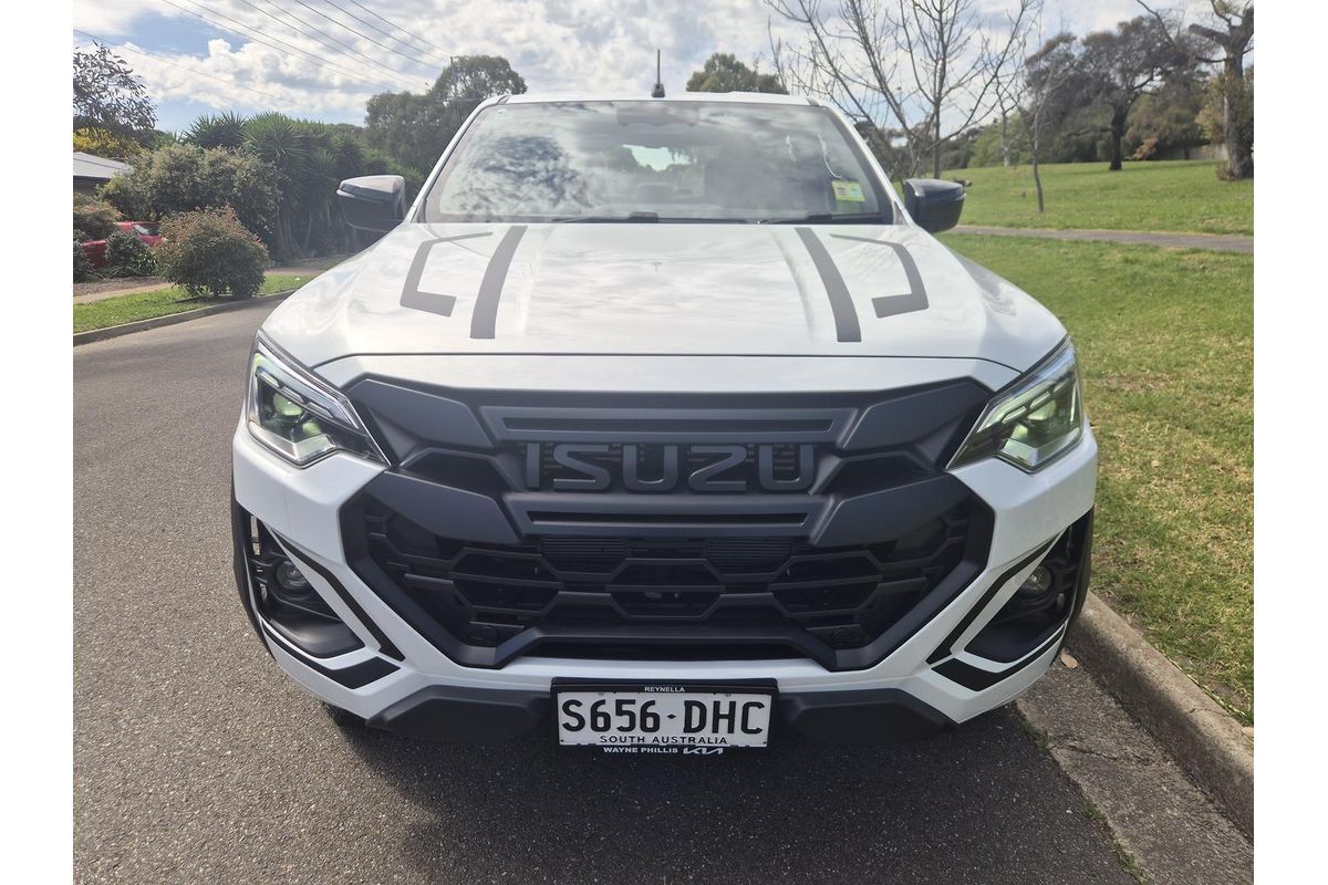 2024 Isuzu D-MAX BLADE 4X4