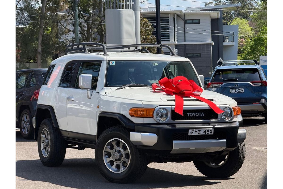 2012 Toyota FJ Cruiser GSJ15R