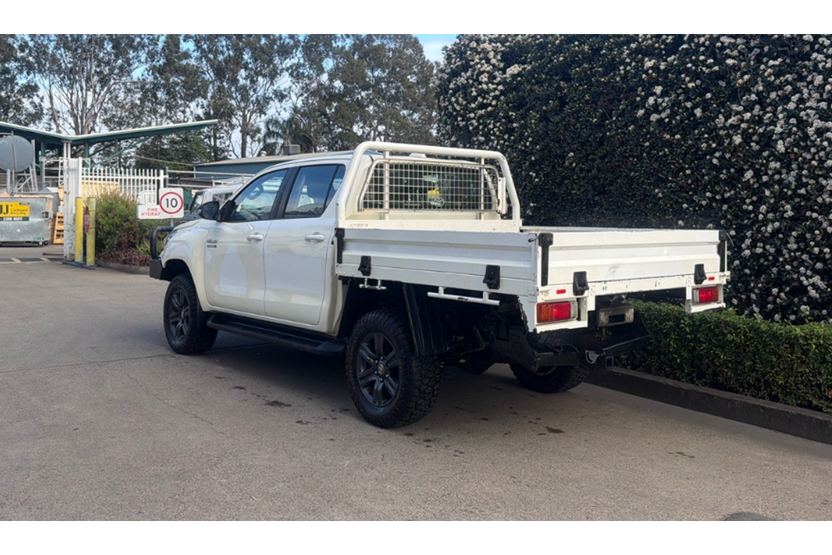 2022 Toyota Hilux SR GUN126R 4X4 image 11