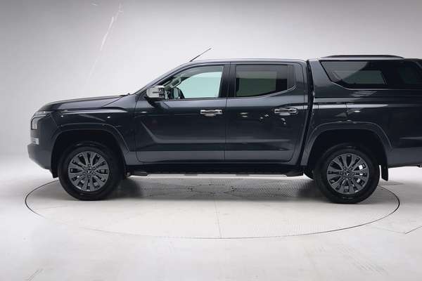 2024 Mitsubishi Triton GLS MV 4X4 thumb-7