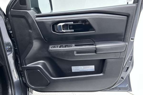 2024 Mitsubishi Triton GLS MV 4X4 thumb-18