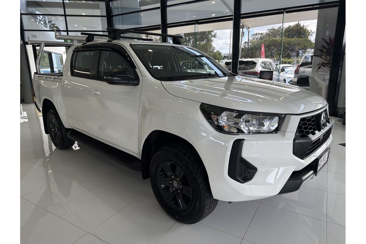 2024 Toyota Hilux SR GUN126R 4X4