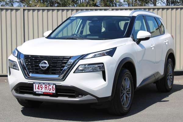 2025 Nissan X-TRAIL ST T33