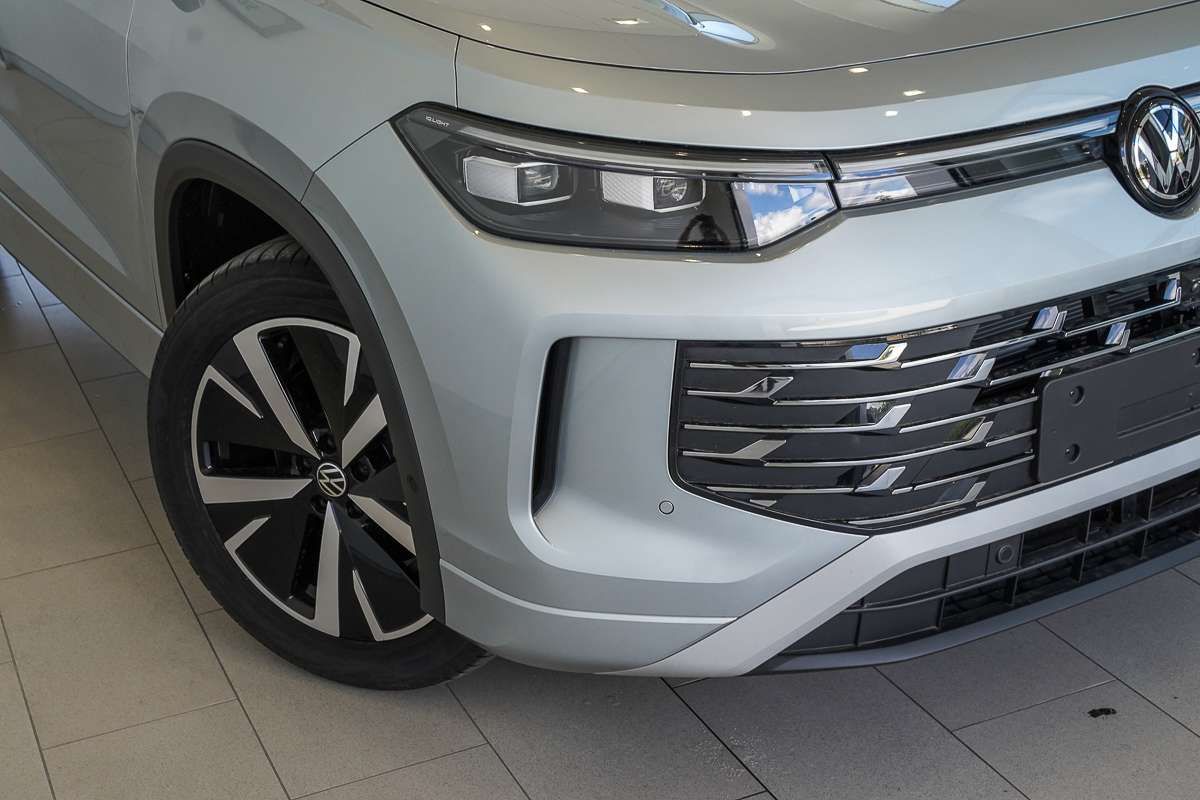 2026 Volkswagen Tayron 150TSI eHybrid Elegance R4