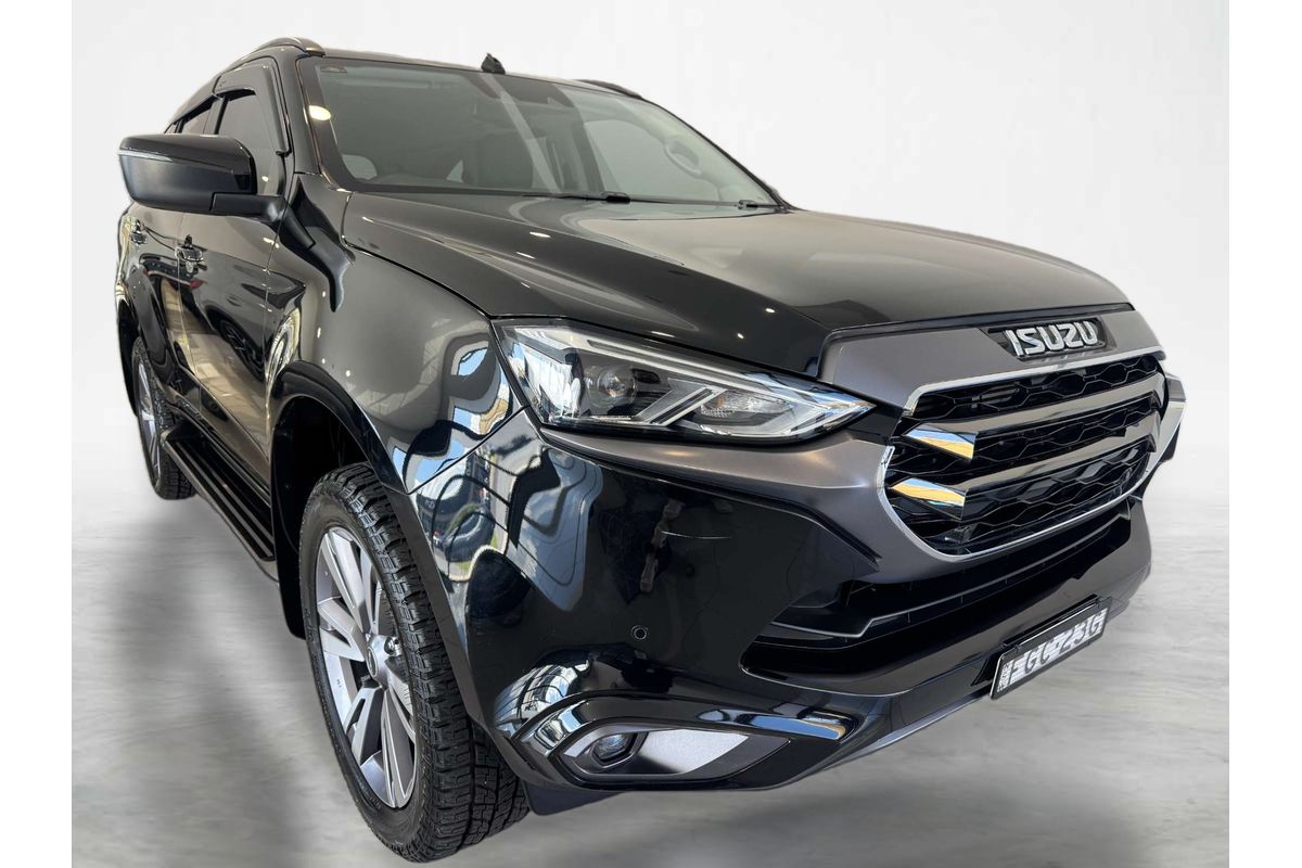 2023 Isuzu MU-X LS-T