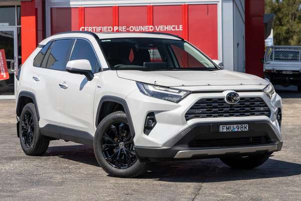 2025 Toyota RAV4 Cruiser AXAH54R
