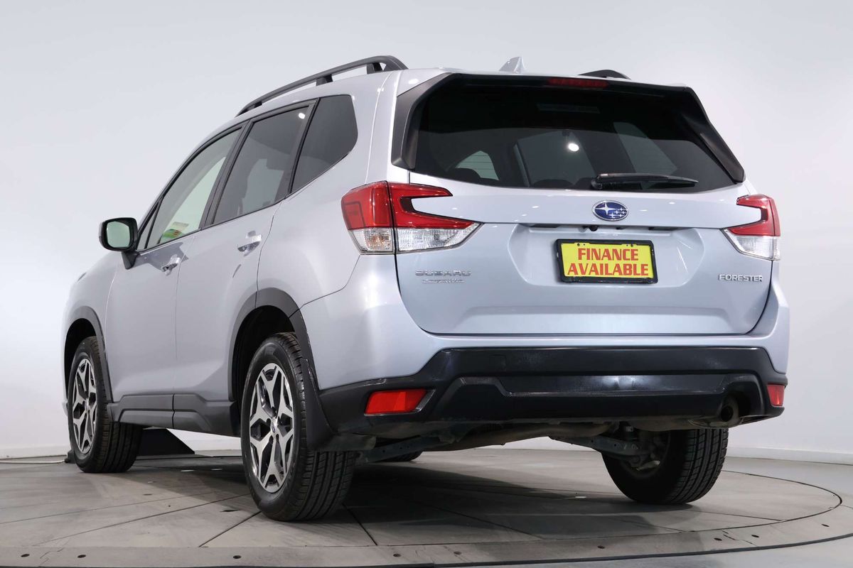 2023 Subaru Forester 2.5i S5