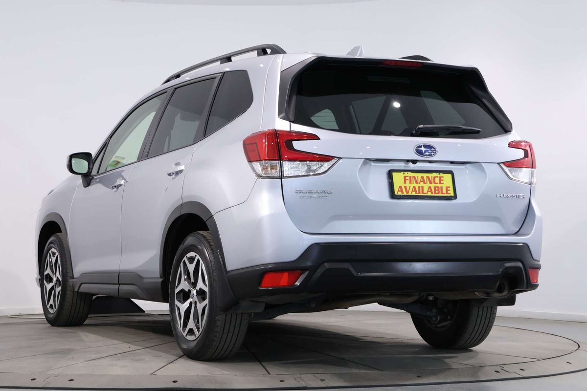 2023 Subaru Forester 2.5i S5