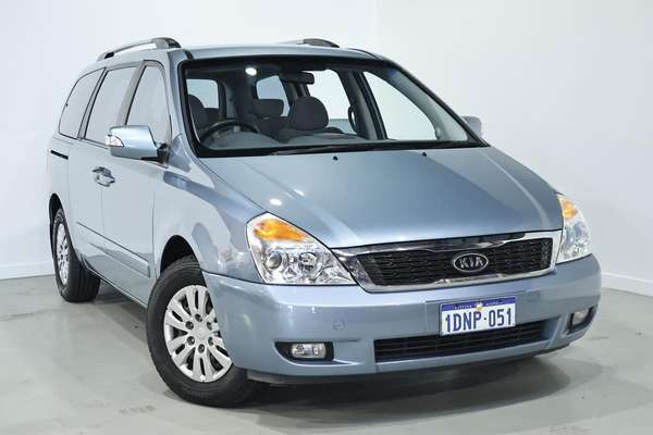2010 Kia Carnival S VQ