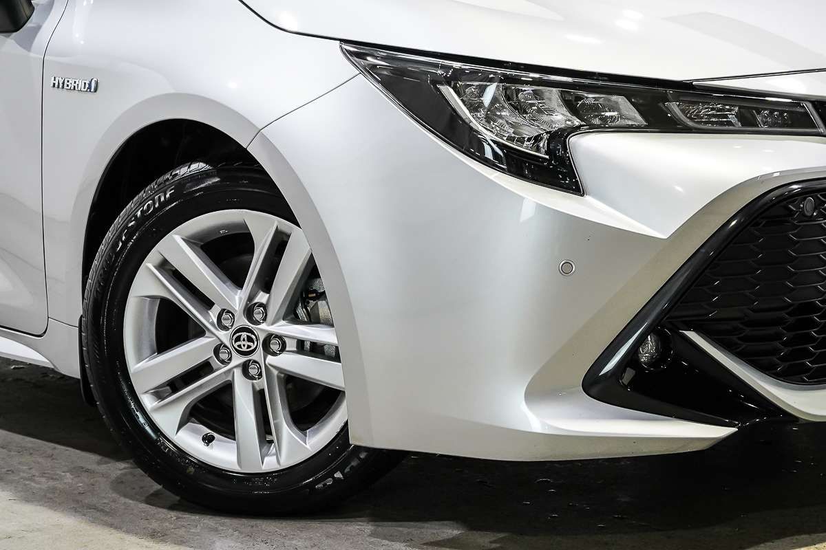 2020 Toyota Corolla SX Hybrid ZWE211R