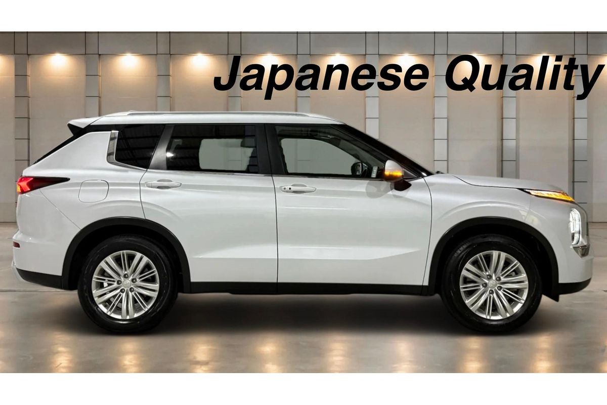 2024 Mitsubishi Outlander LS ZM