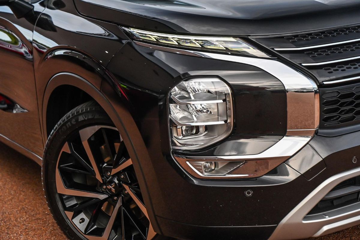 2021 Mitsubishi Outlander Exceed Tourer ZM