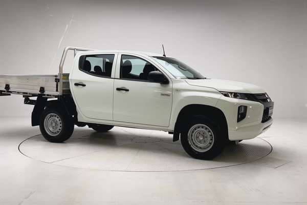 2022 Mitsubishi Triton GLX MR 4X4 thumb-3
