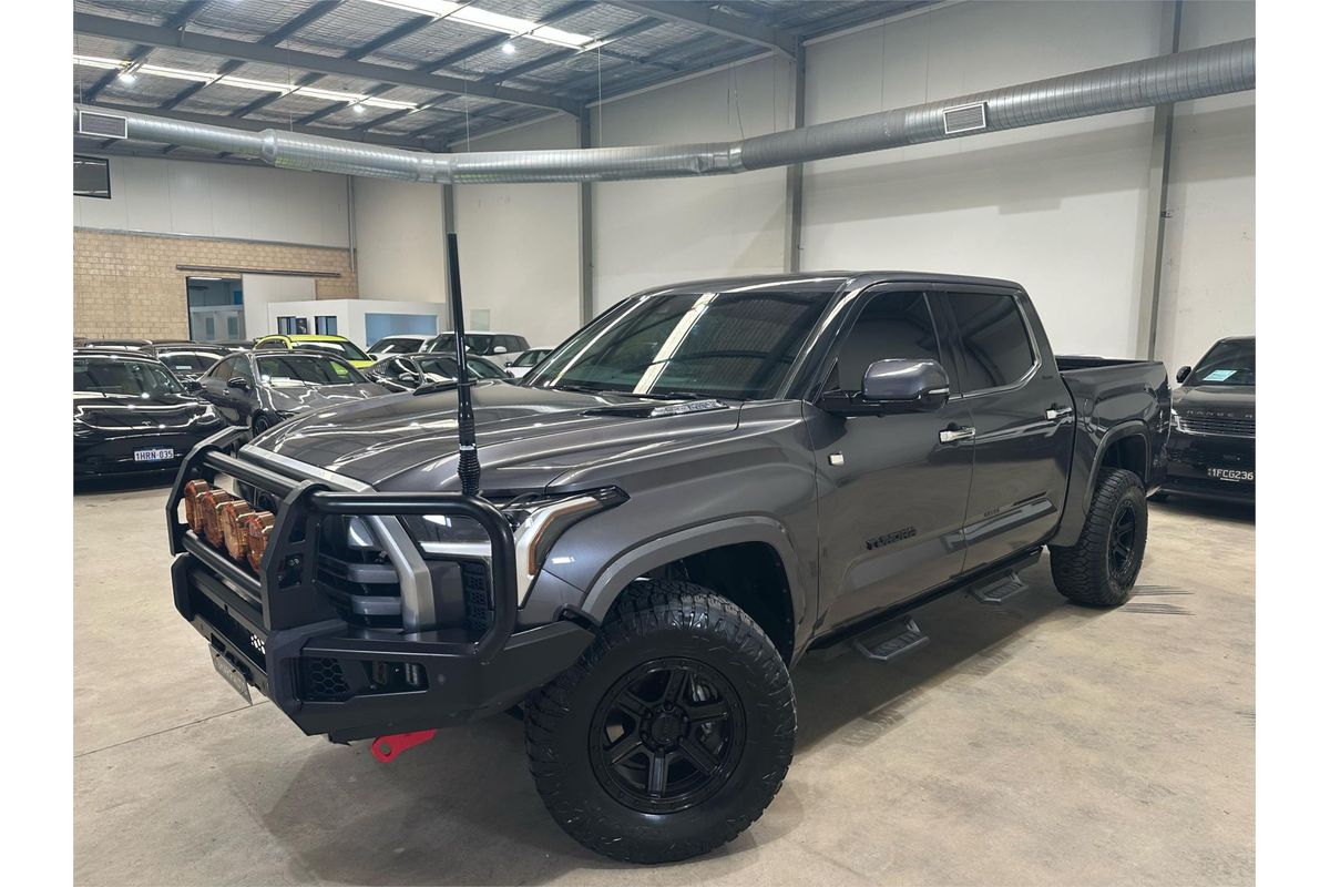 2024 Toyota Tundra Limited VXKH75L 4X4