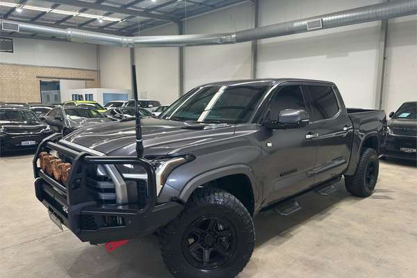 2024 Toyota Tundra Limited VXKH75L 4X4