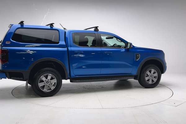 2022 Ford Ranger XLT 4X4 2.0L thumb-2