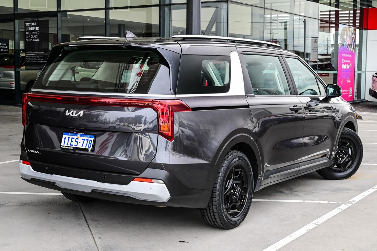 2024 Kia Carnival S KA4