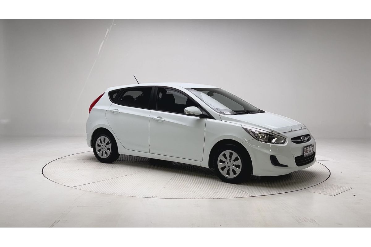 2016 Hyundai Accent Active RB4