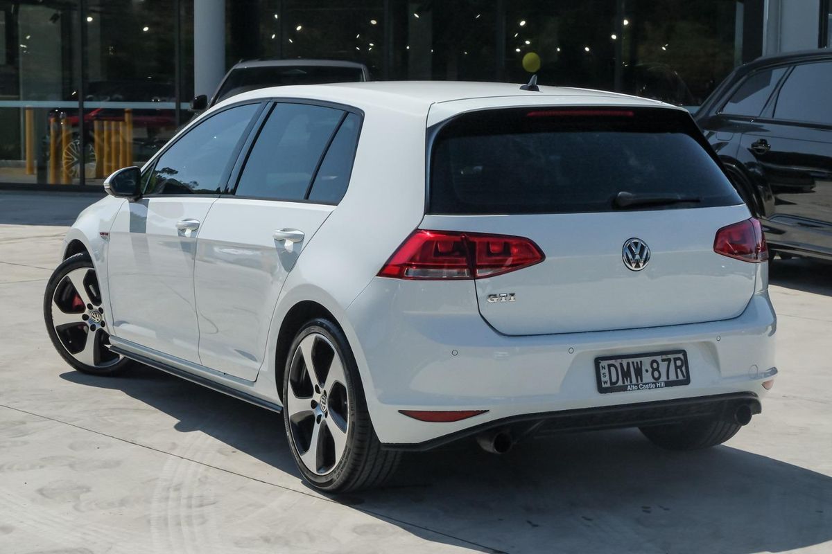 2016 Volkswagen Golf GTI 7