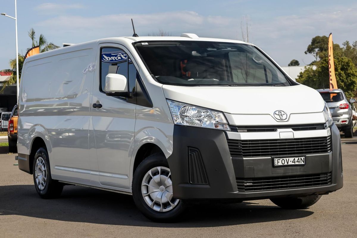 2024 Toyota Hiace GDH300R LWB